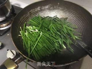 韭菜炒鸡蛋的做法步骤：6