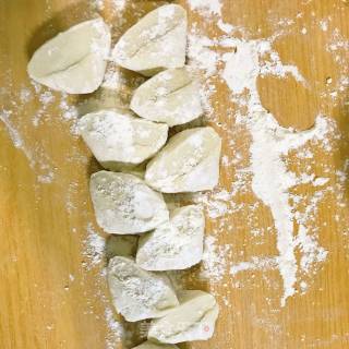 豆卜韭菜盒子的做法步骤：8