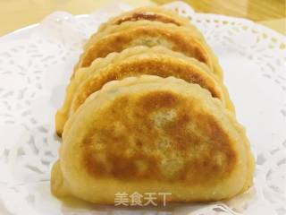 豆卜韭菜盒子的做法步骤：16