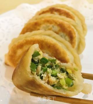 豆卜韭菜盒子的做法步骤：18