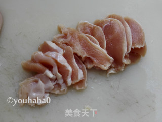 肉酱滑鸡胸肉的做法步骤：2