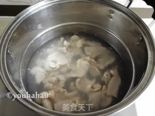 肉酱滑鸡胸肉的做法步骤：4