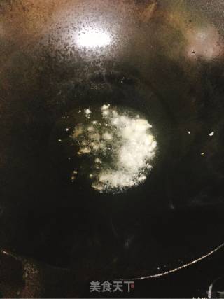 雪菜炒毛豆的做法步骤：2