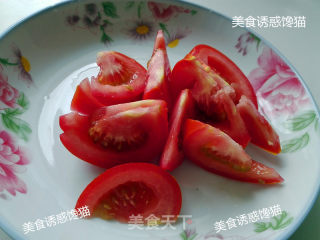 巴沙鱼焖豆腐的做法步骤：1