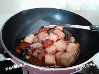 巴沙鱼焖豆腐的做法步骤：5
