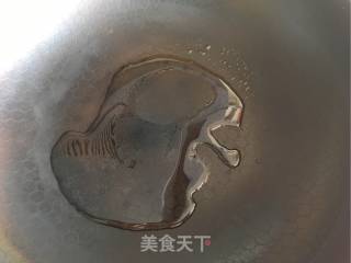 土豆家【绵的N种变形】之【肉丸摊蛋青菜面】的做法步骤：2