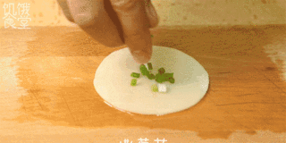葱油饼的做法步骤：3