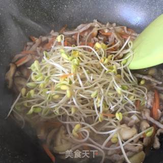 肉丝炒面的做法步骤：10