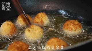 酥炸土豆球的做法步骤：6