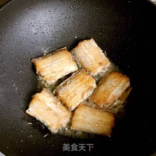 红烧带鱼的做法步骤：5