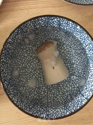 杏鲍菇拌黄瓜的做法步骤：3