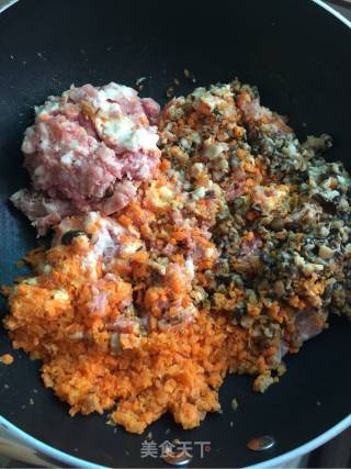 香菇红萝卜肉包子的做法步骤：6