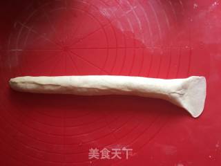 蛋黄肉松贝果的做法步骤：8