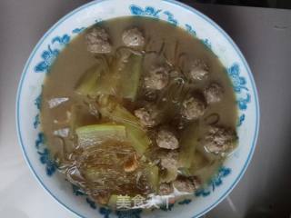 冬瓜丸子粉条汤的做法步骤：9