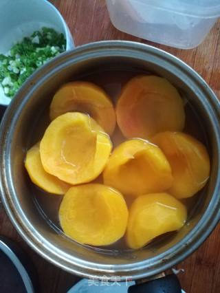 黄桃罐头的做法步骤：6