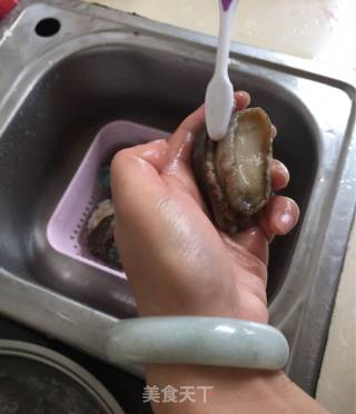 蜜汁鲍鱼粉丝的做法步骤：2