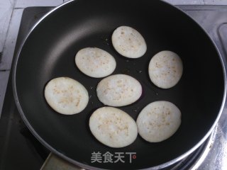 烤肉茄子三明治的做法步骤：4
