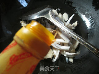 秀珍菇鸡毛菜面筋的做法步骤：3