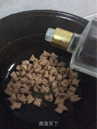 酱炒大肠的做法步骤：5