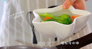 杂蔬炒交通面的做法步骤：4