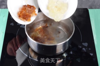 椰汁桃胶皂角米的做法步骤：3