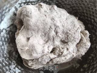 黑米豆沙花卷的做法步骤：4