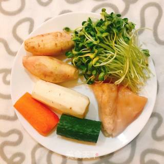 三丝鸡胸便当的做法步骤：1