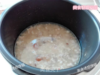 红枣桂圆鸡肉粥的做法步骤：6
