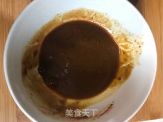 好吃不腻无油酱五花肉的做法步骤：6