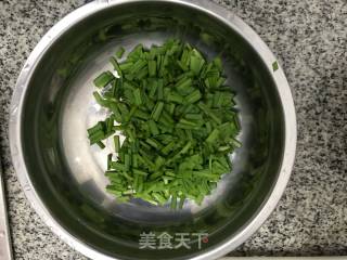 韭菜盒子的做法步骤：4