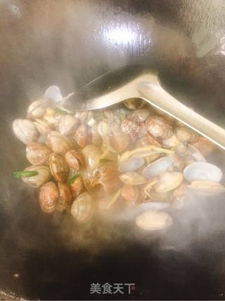 爆炒花蛤的做法步骤：5