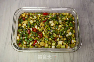 葱香霸王兔的做法步骤：4