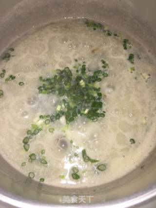 皮蛋瘦肉粥的做法步骤：4