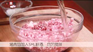 香菇酿肉的做法步骤：3