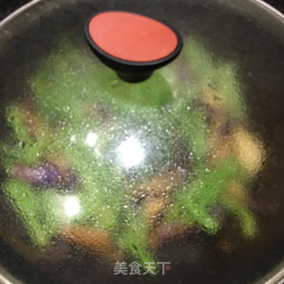 豆角炒茄子的做法步骤：9