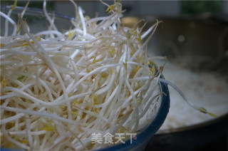 虾仁鱿鱼炒粉干的做法步骤：6