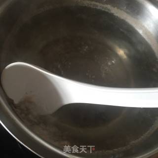 海参猪肉汤的做法步骤：5