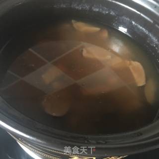 海参猪肉汤的做法步骤：12