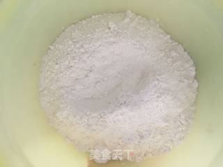 猪肉韭菜水饺的做法步骤：1
