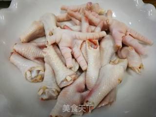 虎皮凤爪的做法步骤：2