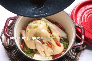 这是葱油鸡最好的做法——无水葱油童子鸡的做法步骤：8