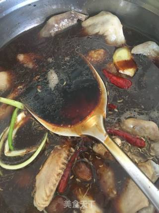 卤鸭翅的做法步骤：12