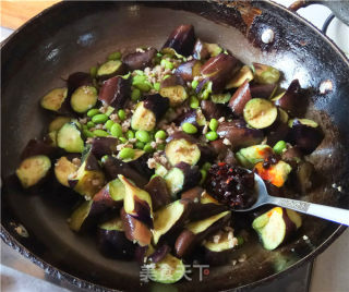 茄子烧毛豆肉糜的做法步骤：7