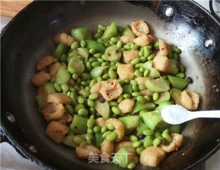 丝瓜烧毛豆油豆腐的做法步骤：7