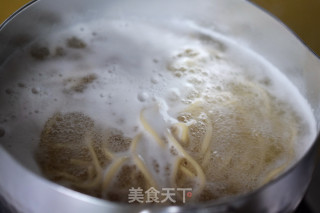 茄子墨鱼豆打卤面的做法步骤：3