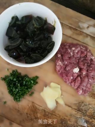 皮蛋瘦肉粥的做法步骤：3