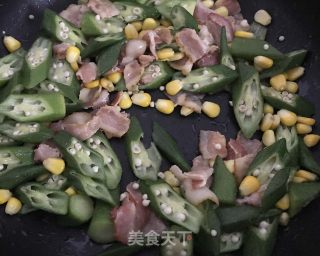 秋葵玉米培根的做法步骤：5