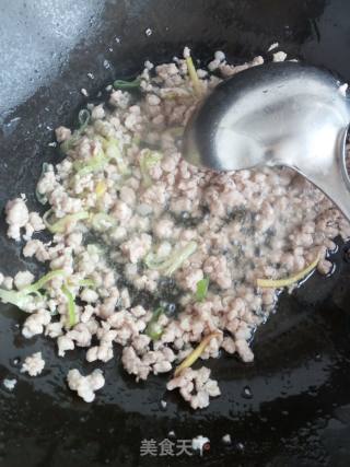 肉末豇豆米的做法步骤：3