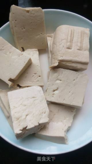 锅塌豆腐的做法步骤：1