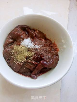 爆炒泡椒猪肝的做法步骤：5